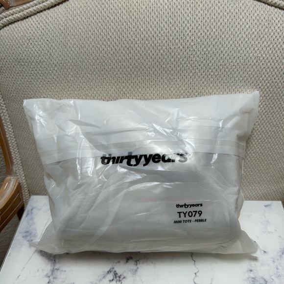 Thirty Years The Mini Drift Tote in Pebble - Picture 2 of 4